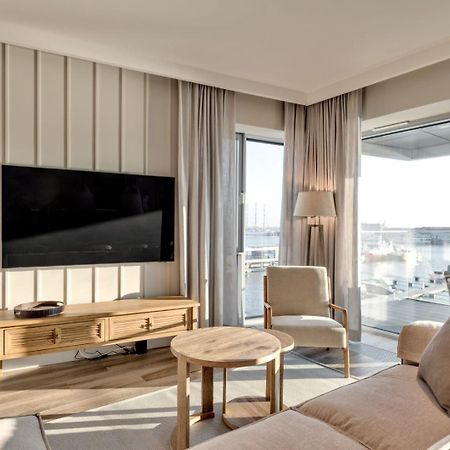 Yacht Park Marina By Amberblue Apartment Gdynia Ngoại thất bức ảnh